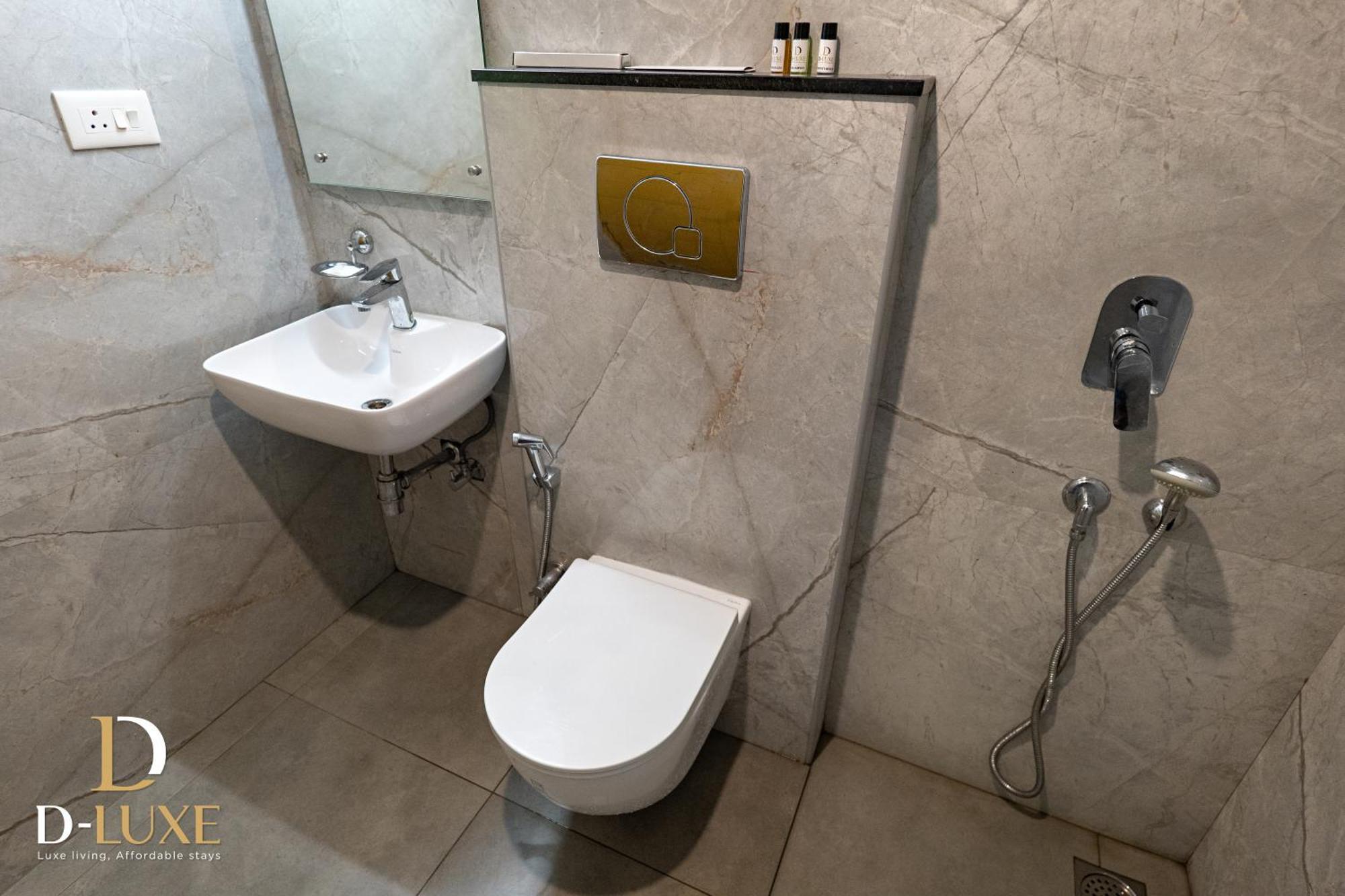 D-Luxe Hotel Kochi Dış mekan fotoğraf