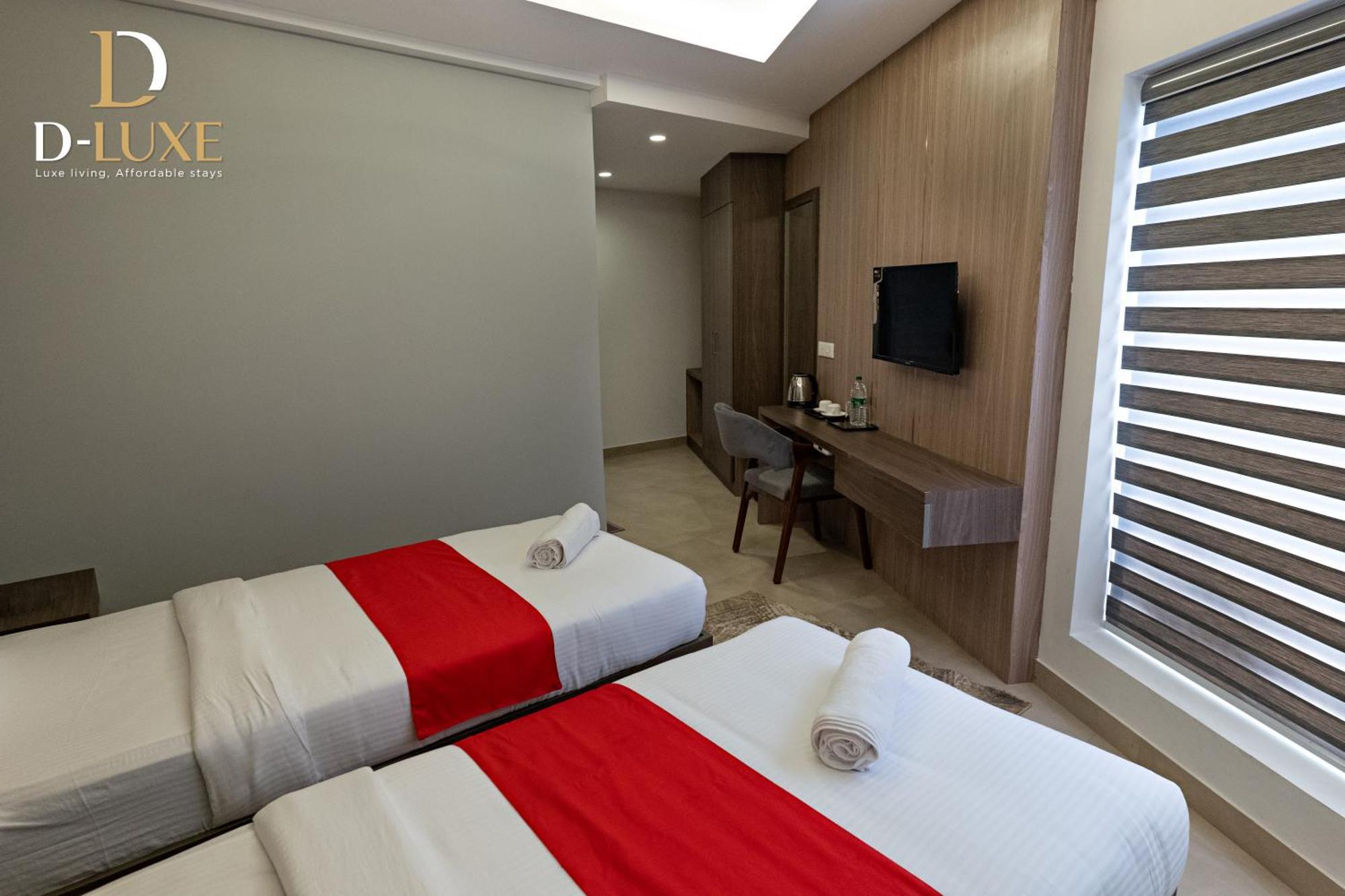 D-Luxe Hotel Kochi Dış mekan fotoğraf