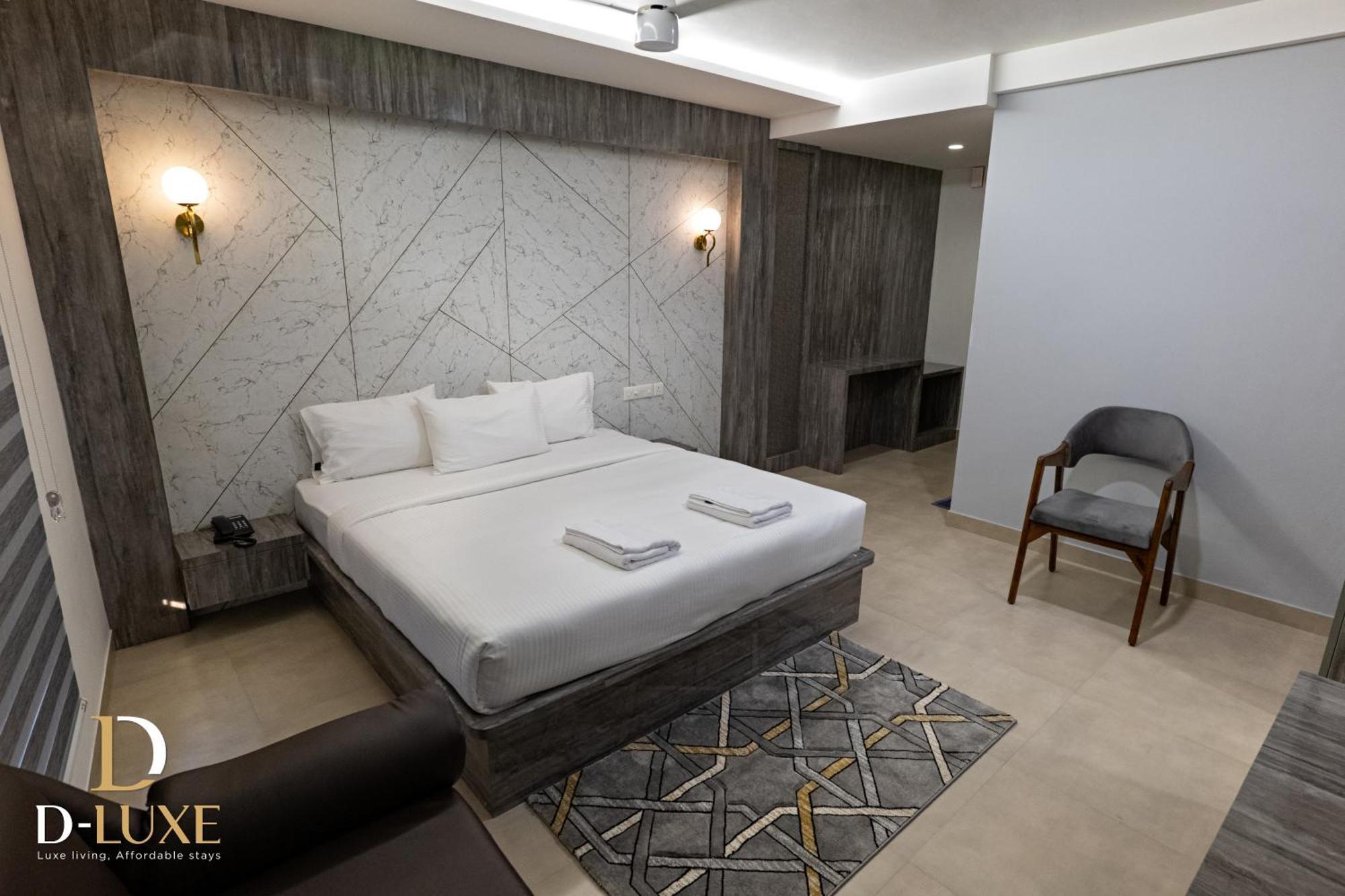 D-Luxe Hotel Kochi Dış mekan fotoğraf