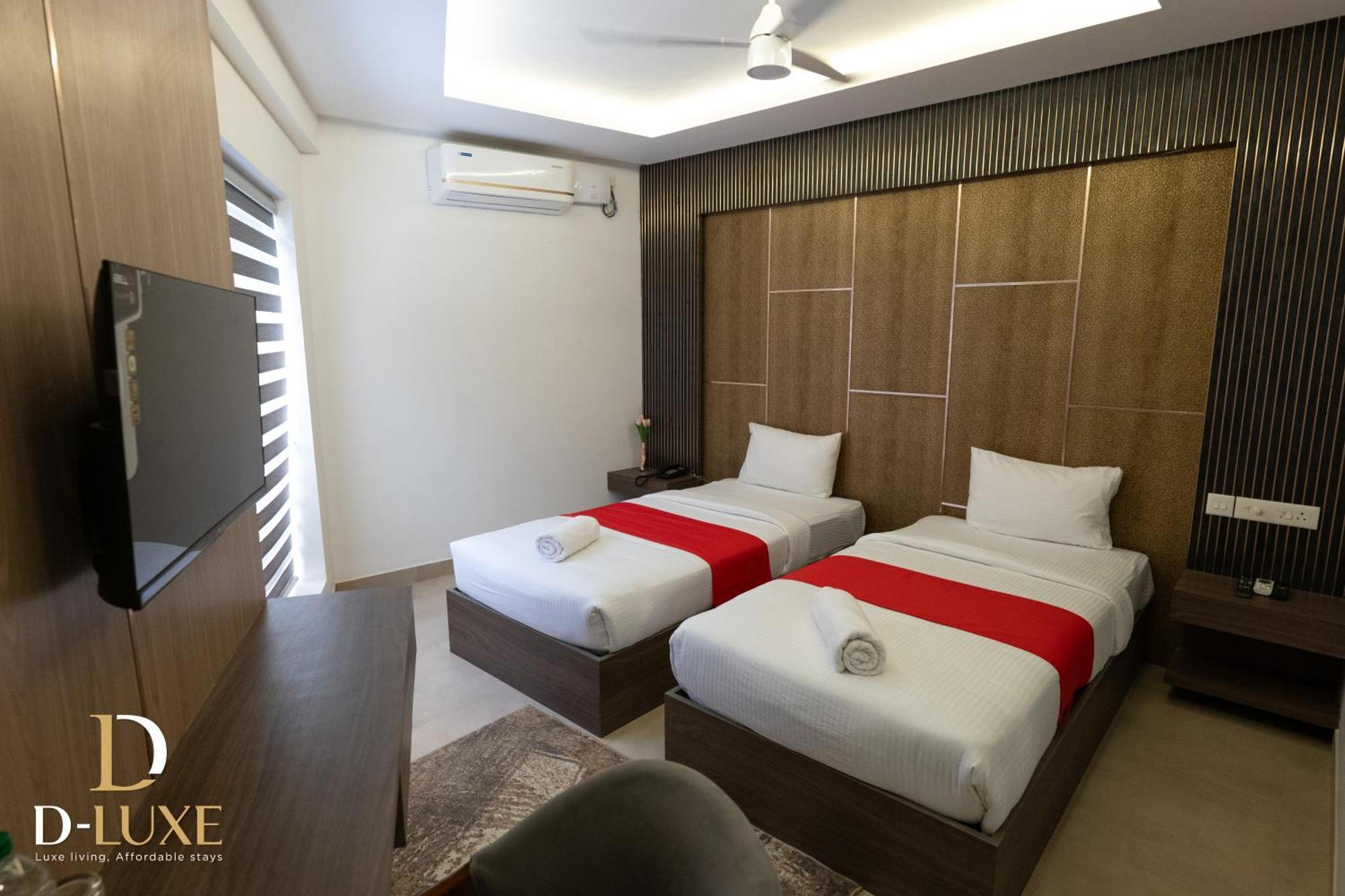 D-Luxe Hotel Kochi Dış mekan fotoğraf